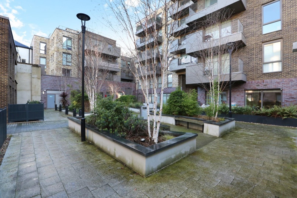 Wyndham Road, London, SE5