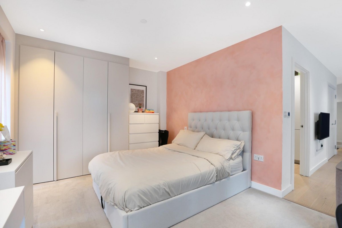 Wyndham Road, London, SE5