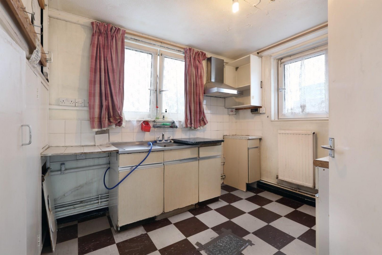 St. Matthew's Road, London, SW2