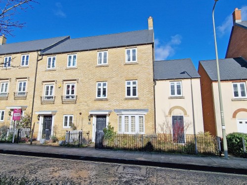 Whitelands Way, Bicester