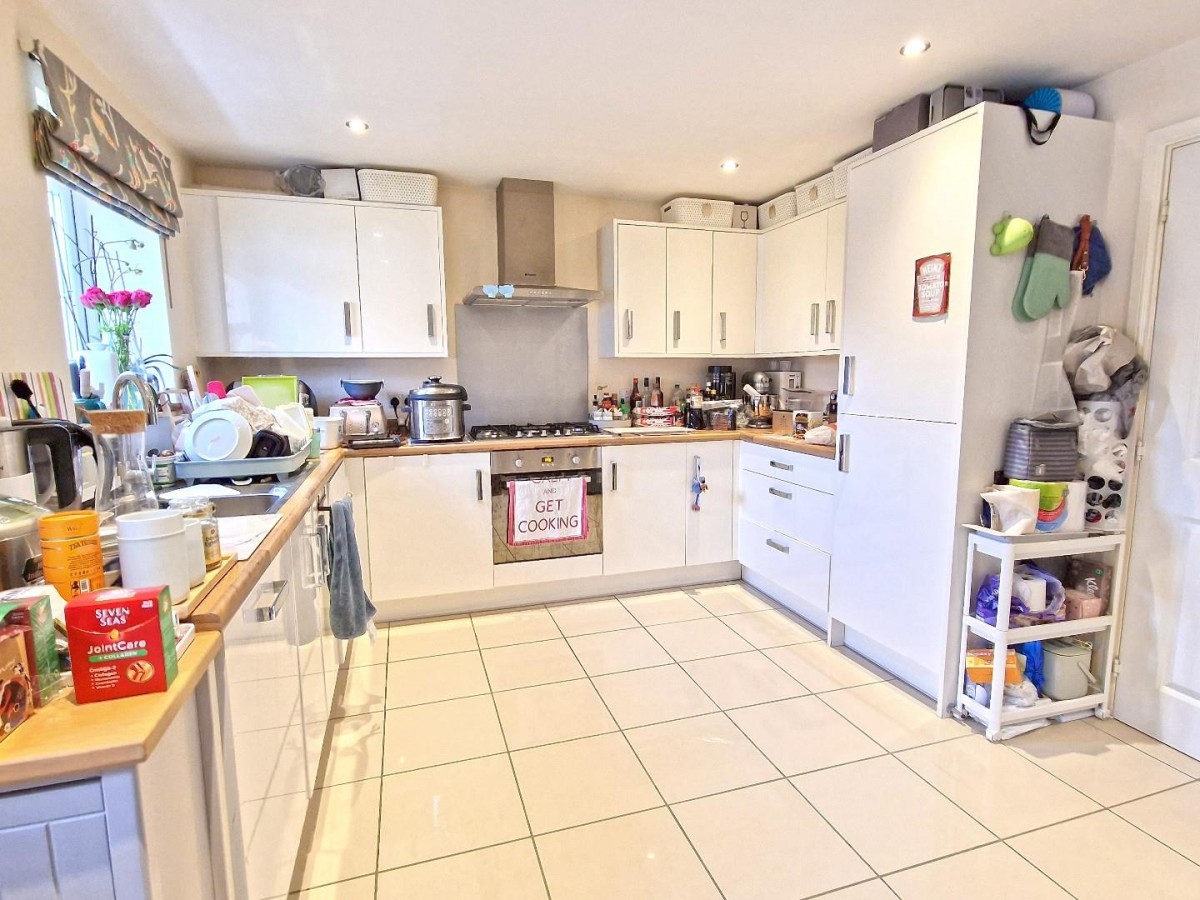 Whitelands Way, Bicester