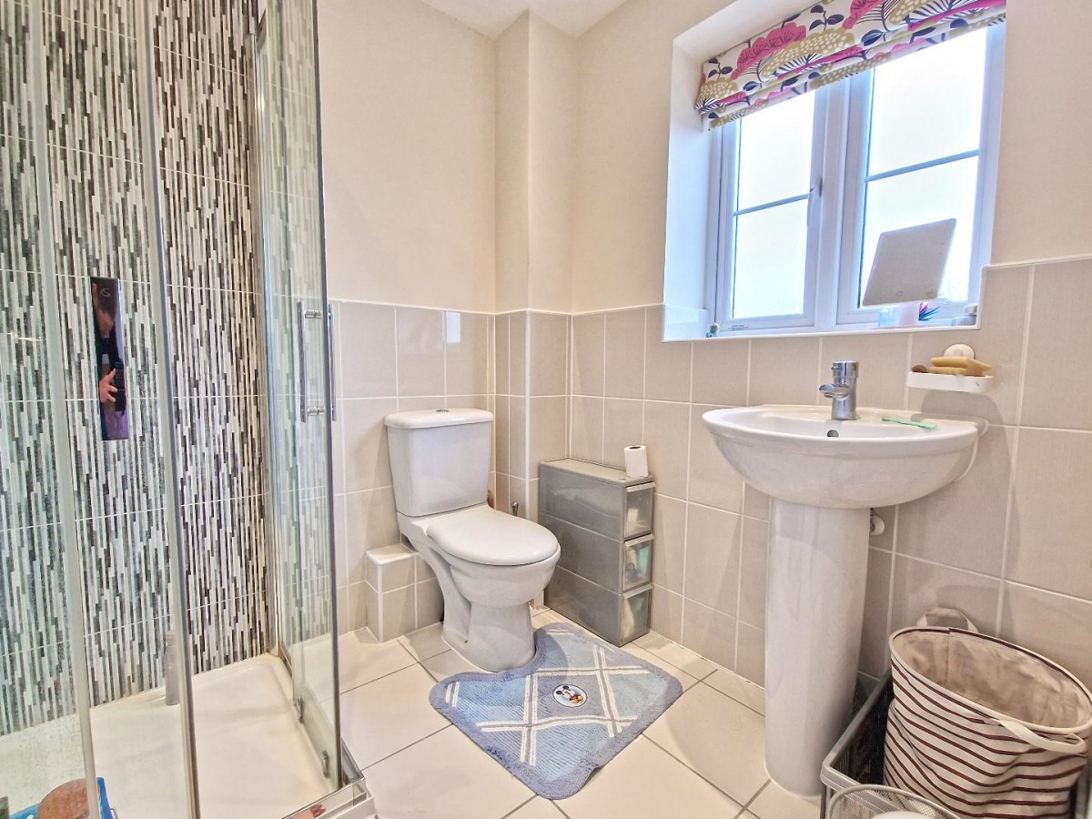 Whitelands Way, Bicester