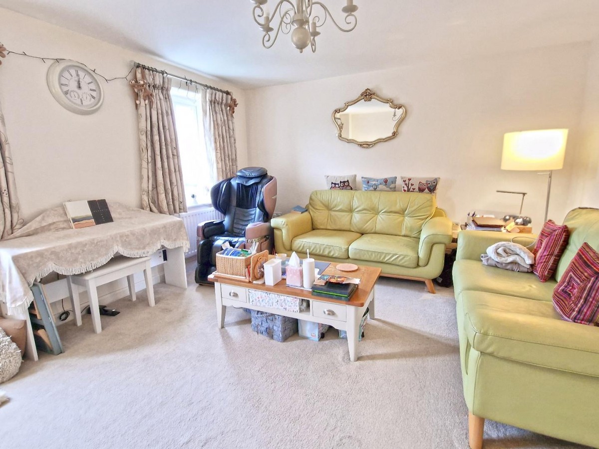 Whitelands Way, Bicester