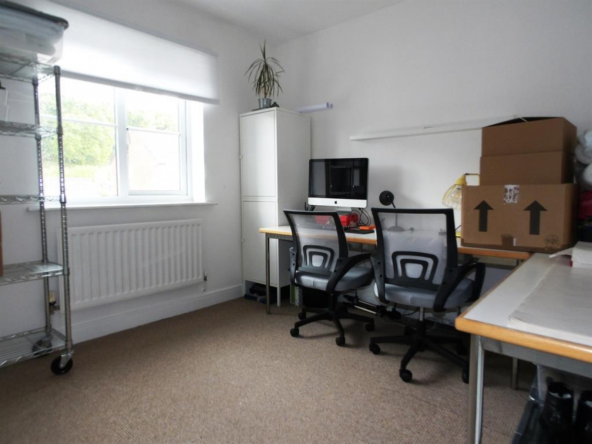 Tent Vale, Pencoed, Bridgend, CF35 6LR