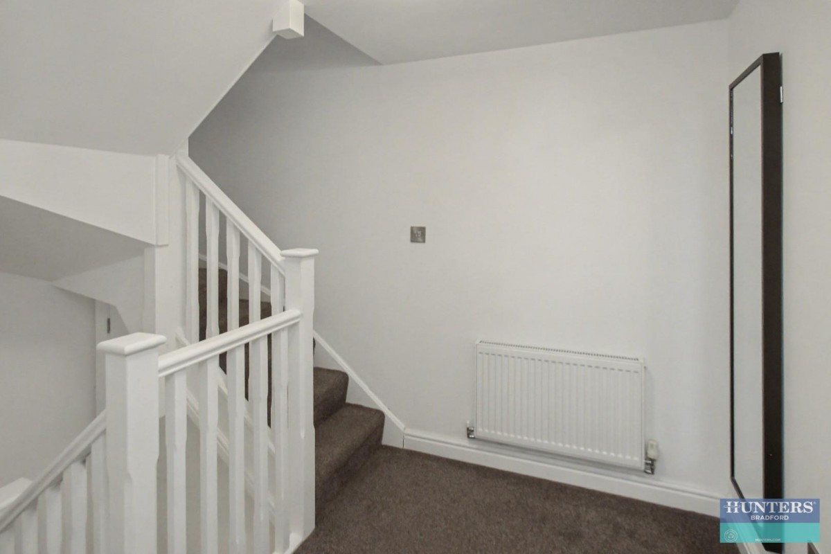 Chrisharben Court, Green End, Clayton, Bradford, BD14 6AF