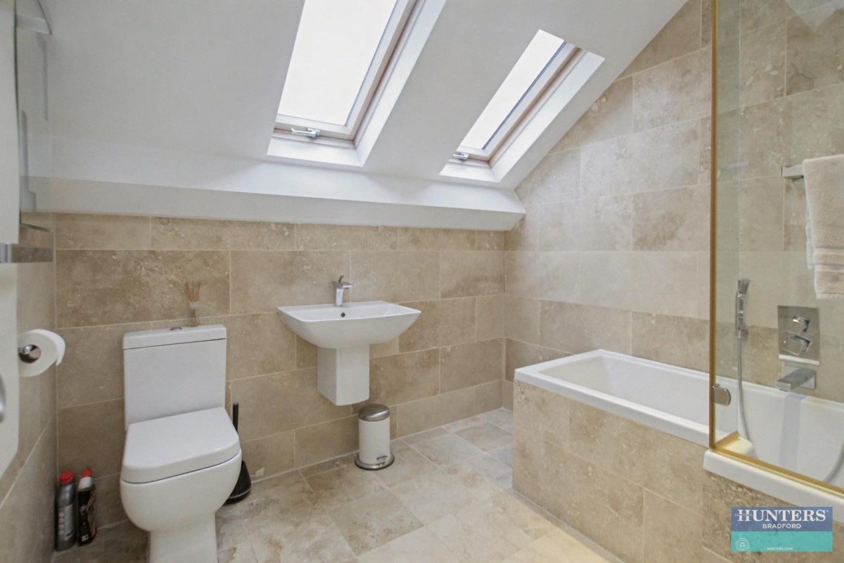 Chrisharben Court, Green End, Clayton, Bradford, BD14 6AF