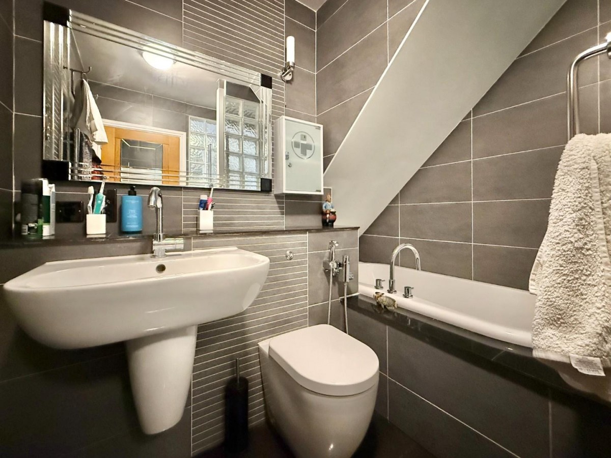 St. Pauls Road, Barnsley