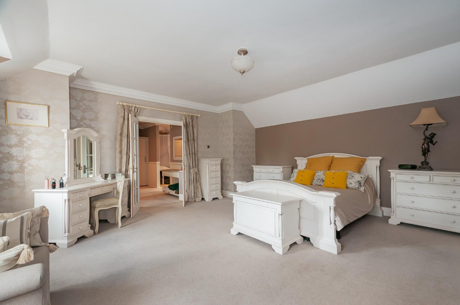 The Rockeries, 16 New Walk, Beverley, HU17 7DJ