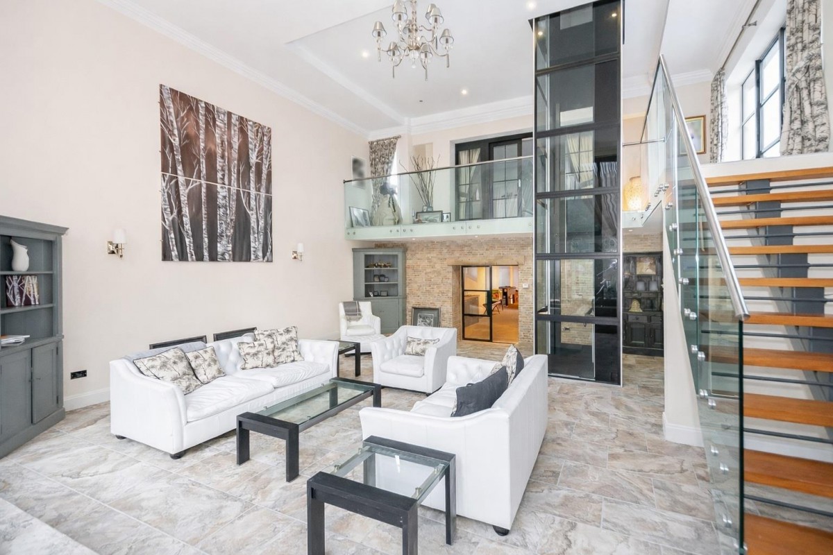 The Rockeries, 16 New Walk, Beverley, HU17 7DJ