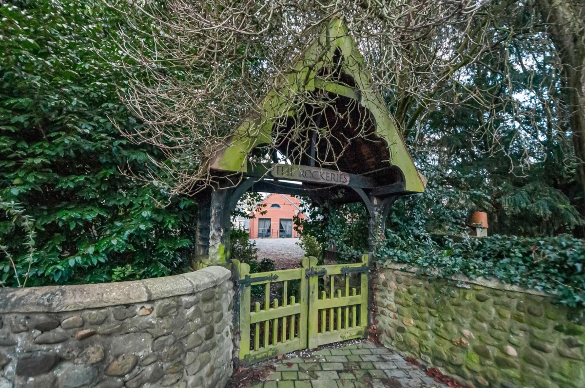 The Rockeries, 16 New Walk, Beverley, HU17 7DJ