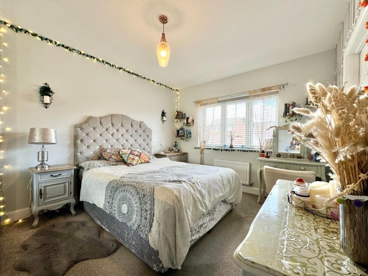 Raley Drive, Barnsley, S75 1FL