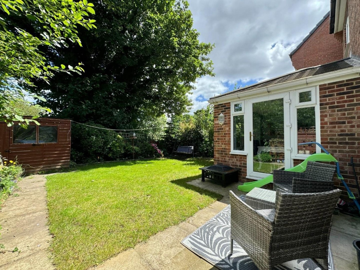 Raley Drive, Barnsley, S75 1FL