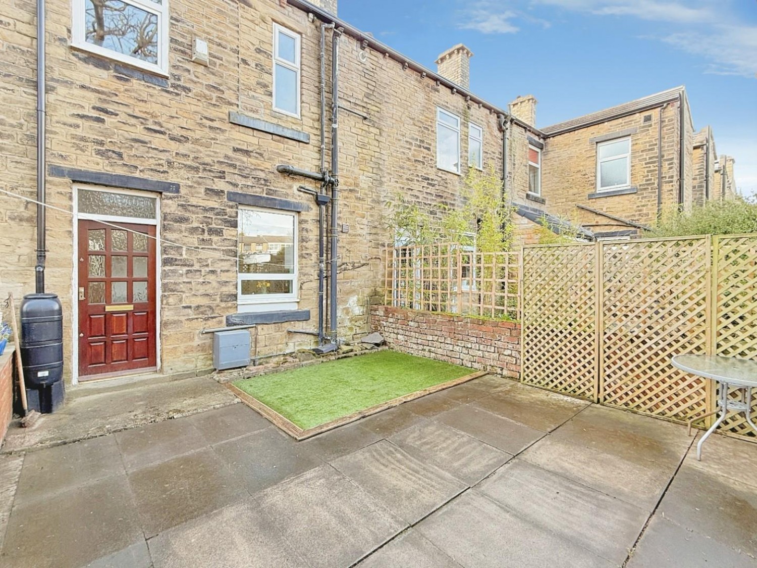 School Street, Pudsey, LS28