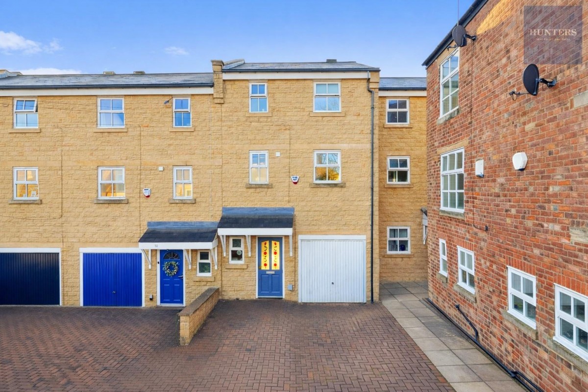 Claremont, Pudsey, LS28 7DQ