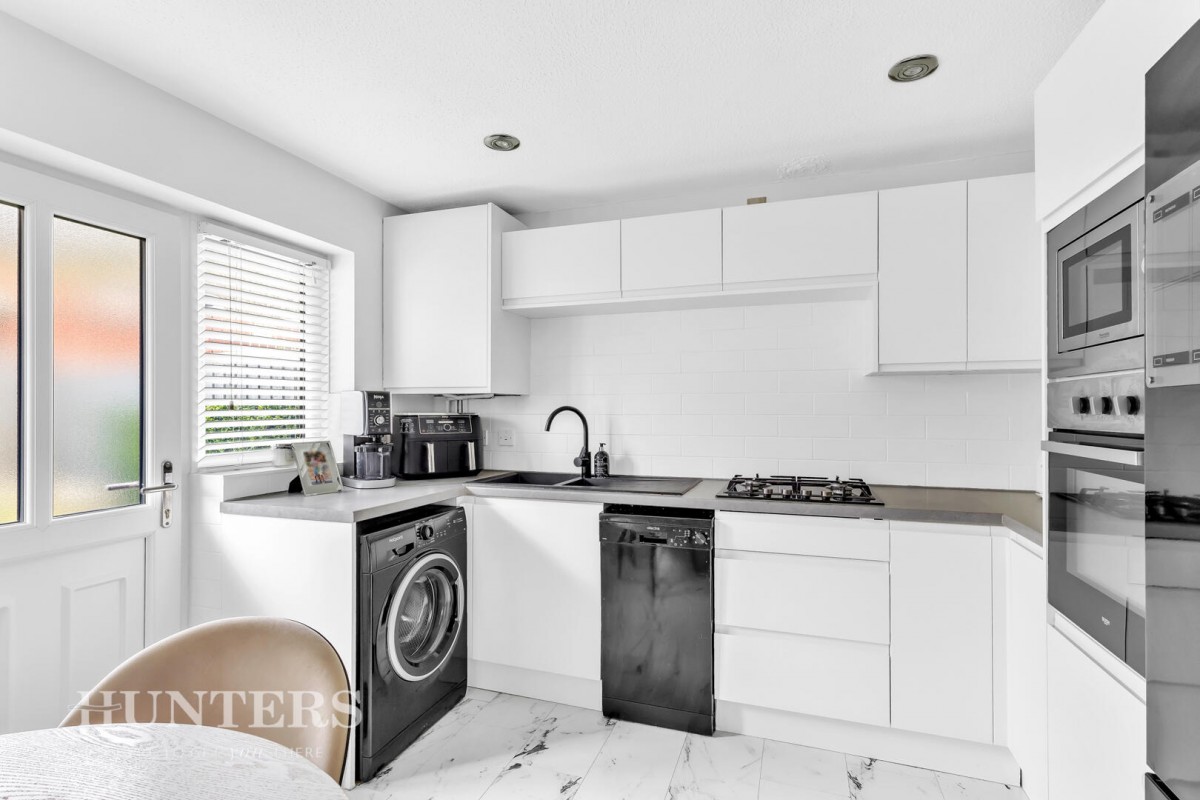 Whitelees Road, Littleborough, OL15 8DU