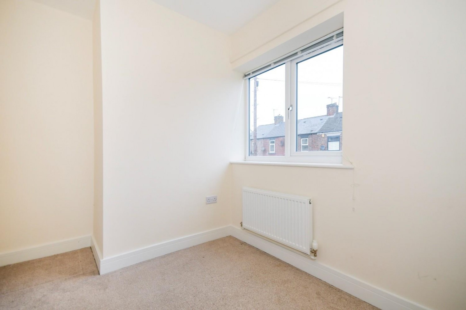 Sussex Road, Chapeltown, Sheffield, S35 2XL