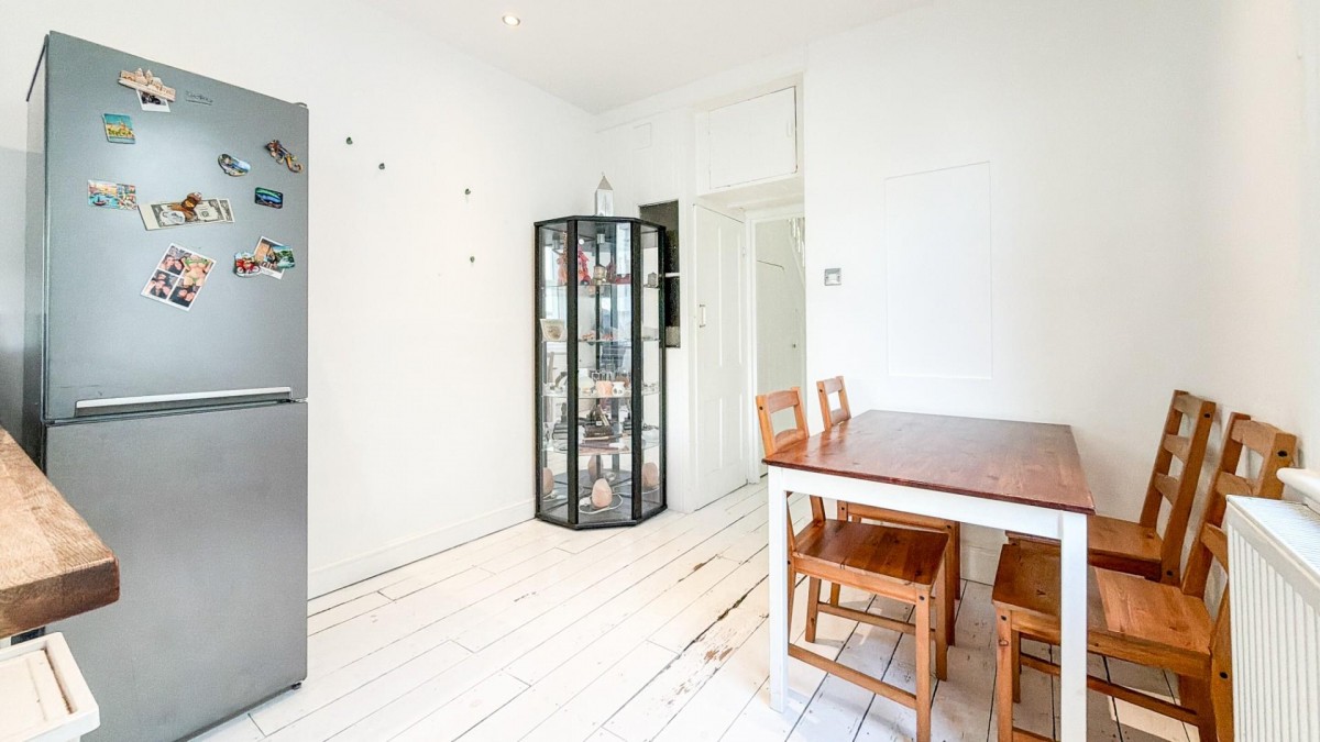 St. Johns Lane, Bedminster, BS3 5AR