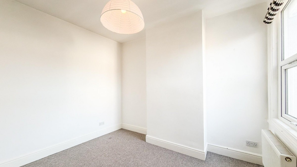 St. Johns Lane, Bedminster, BS3 5AR