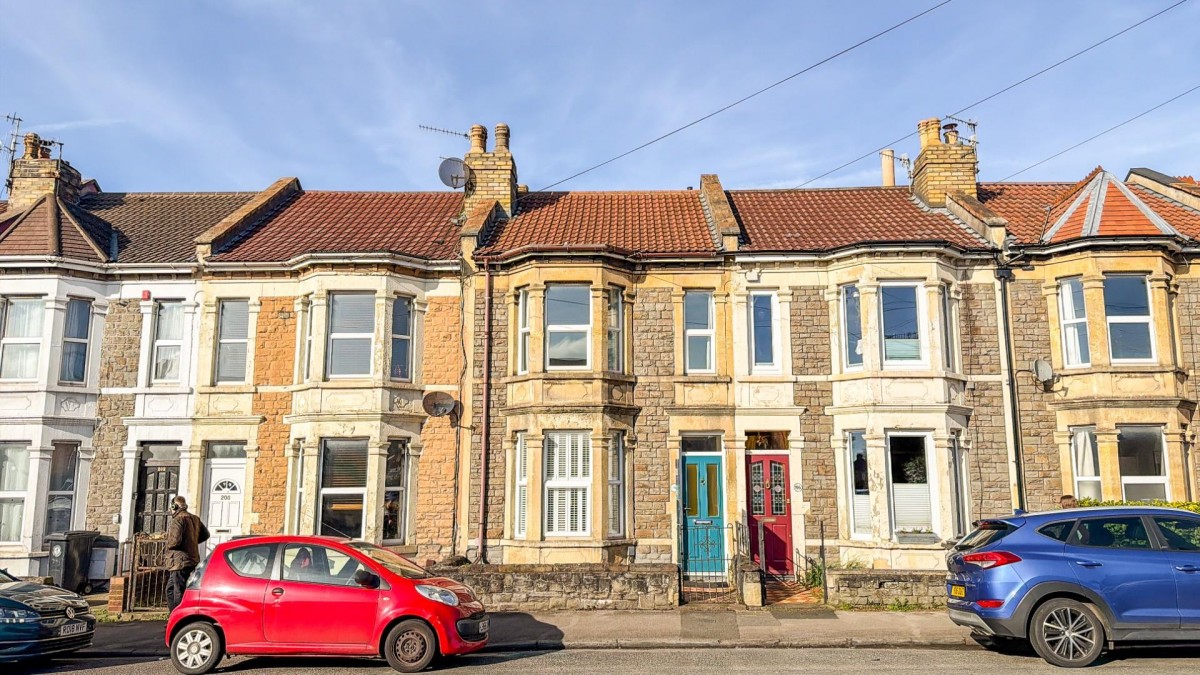 St. Johns Lane, Bedminster, BS3 5AR