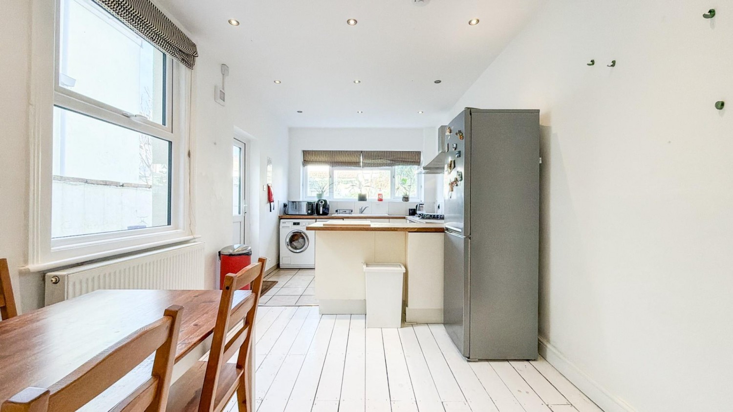 St. Johns Lane, Bedminster, BS3 5AR