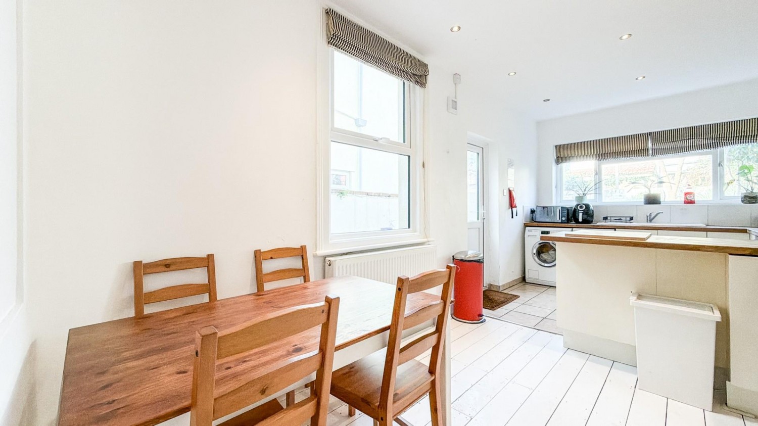 St. Johns Lane, Bedminster, BS3 5AR