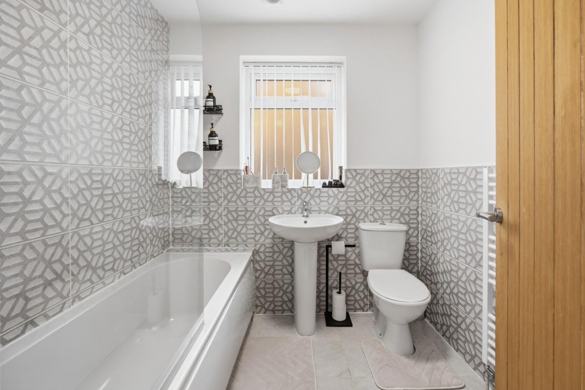 Clatworthy Drive, Bristol