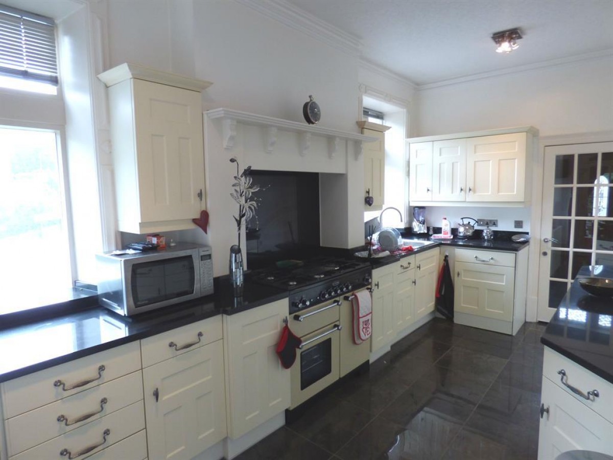 Well Cottage Haworth Road, Cullingworth