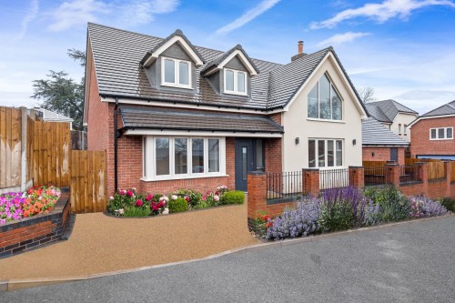 Pumphouse Lane, Webheath, B97