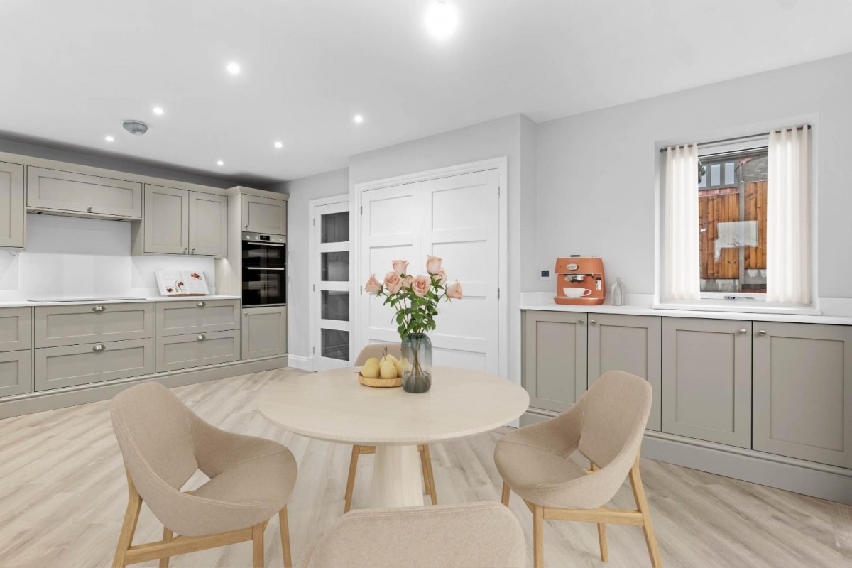 Pumphouse Lane, Webheath, B97