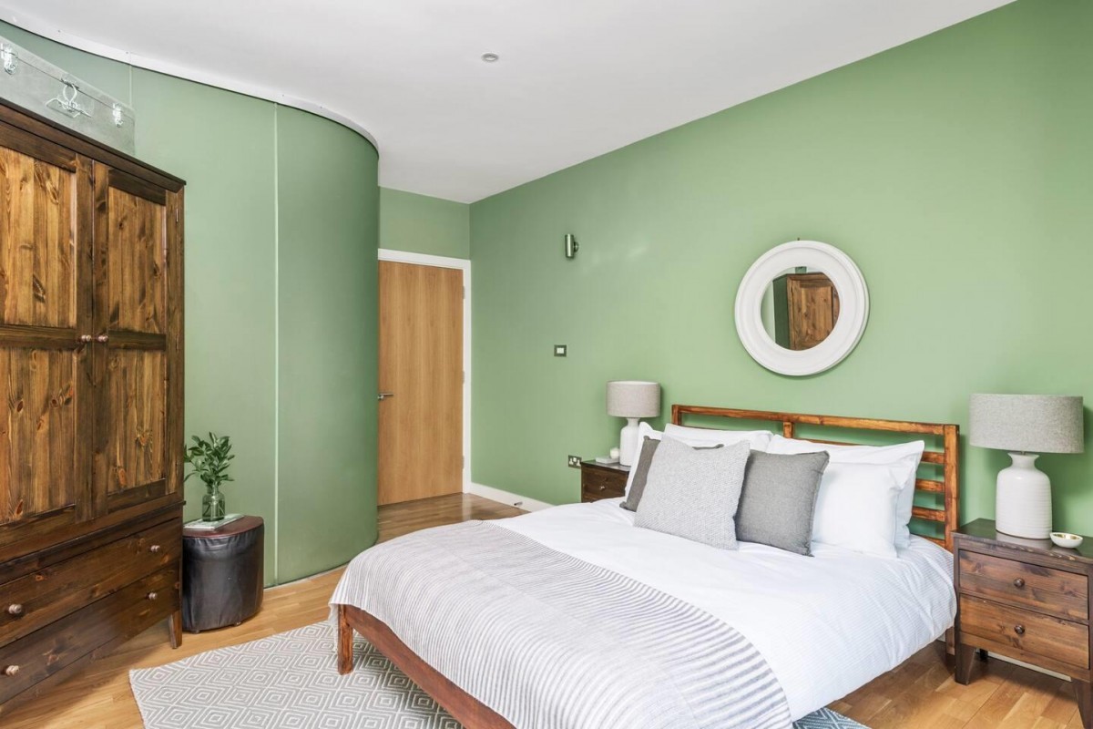 Hoxton Square, Shoreditch, N1