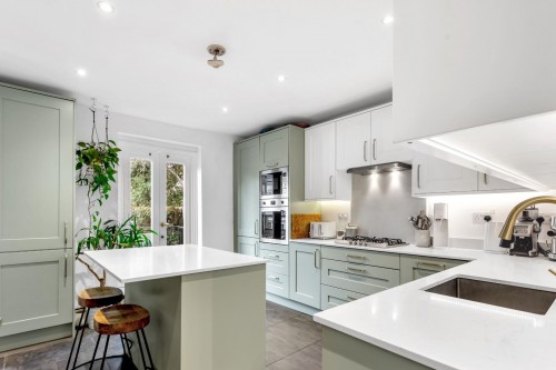 Forburg Road, London, N16