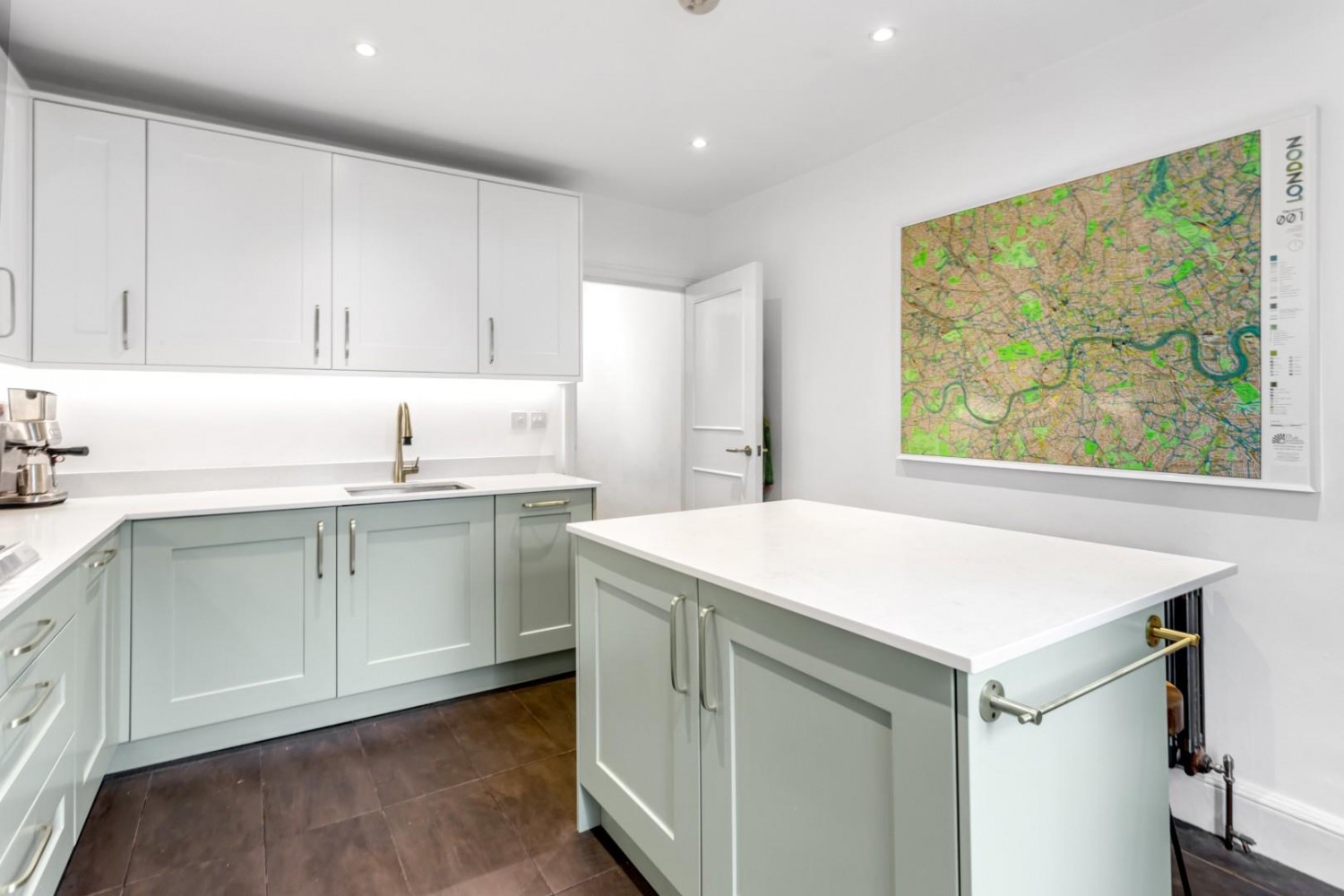 Forburg Road, London, N16