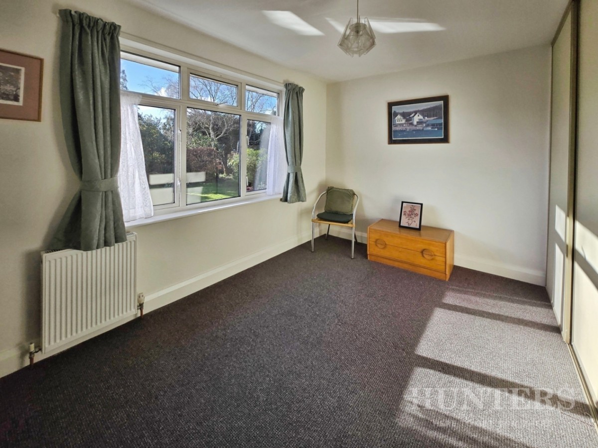 Park Close, Carshalton