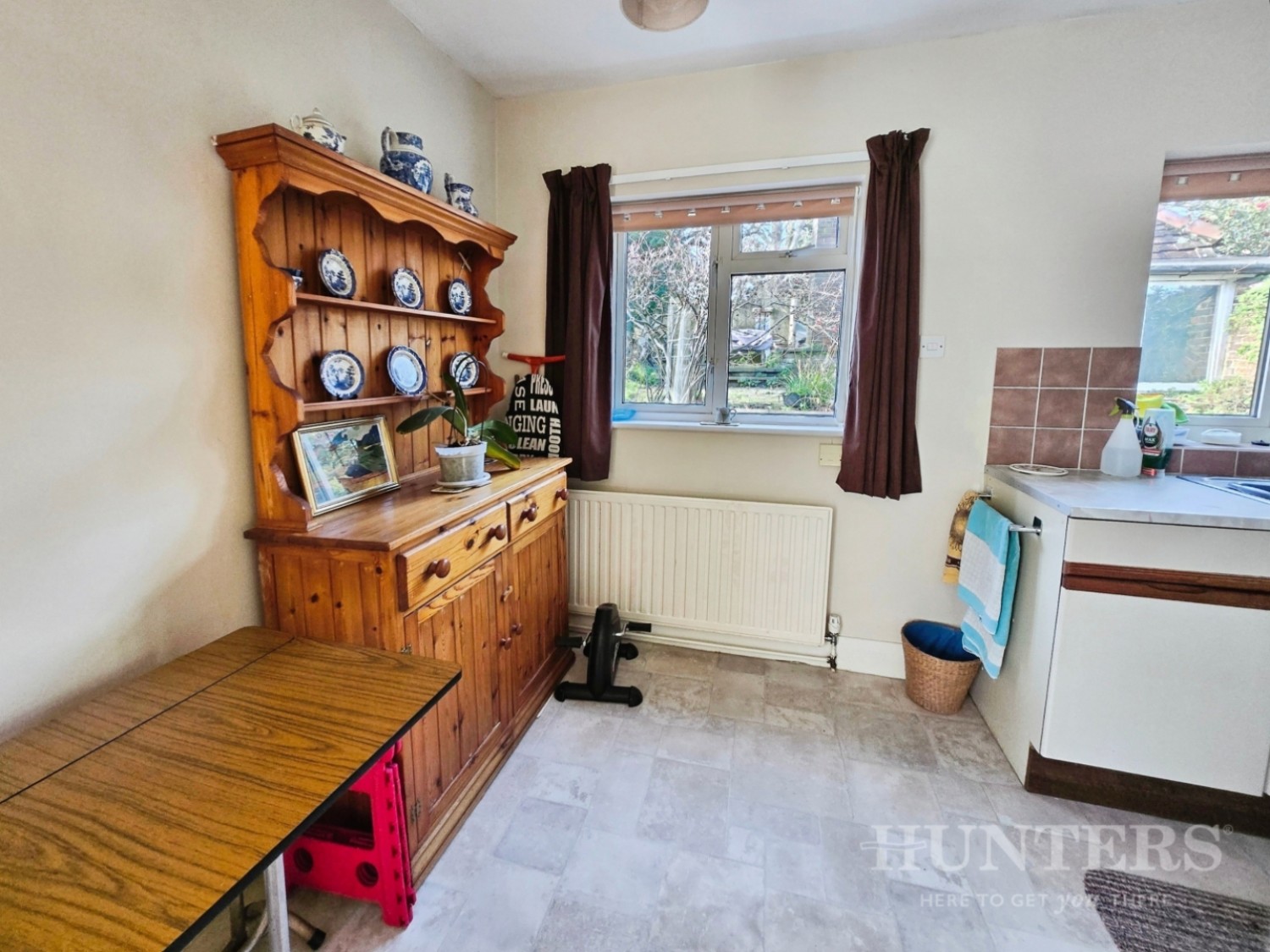 Park Close, Carshalton