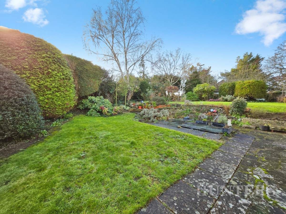 Park Close, Carshalton