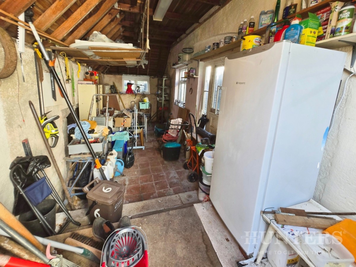 Park Close, Carshalton