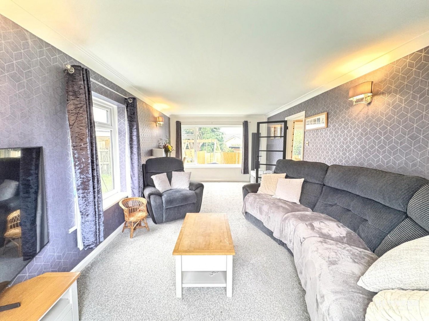 Henley Avenue, Dewsbury