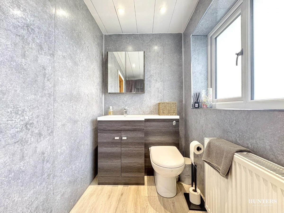 Henley Avenue, Dewsbury