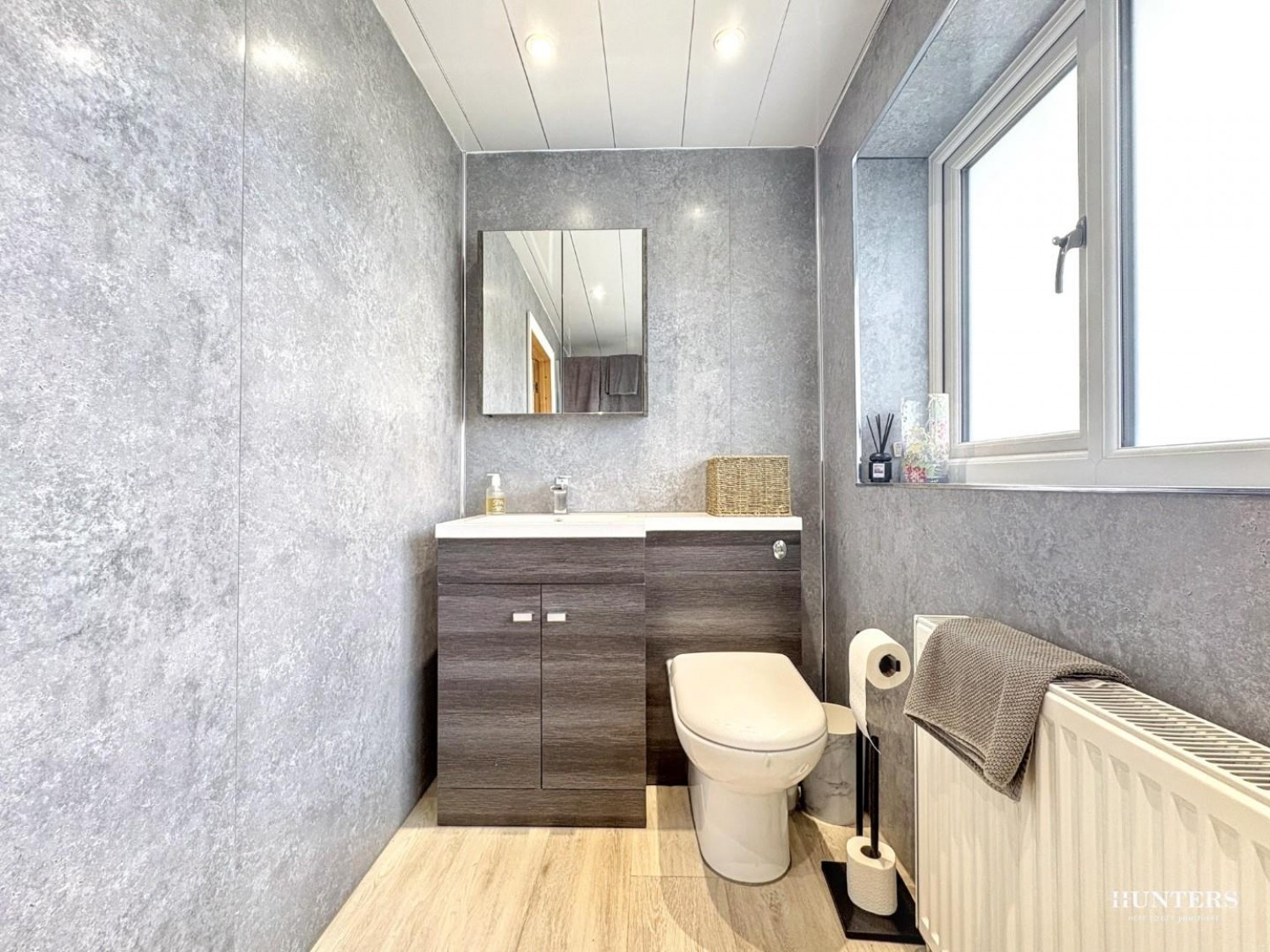 Henley Avenue, Dewsbury