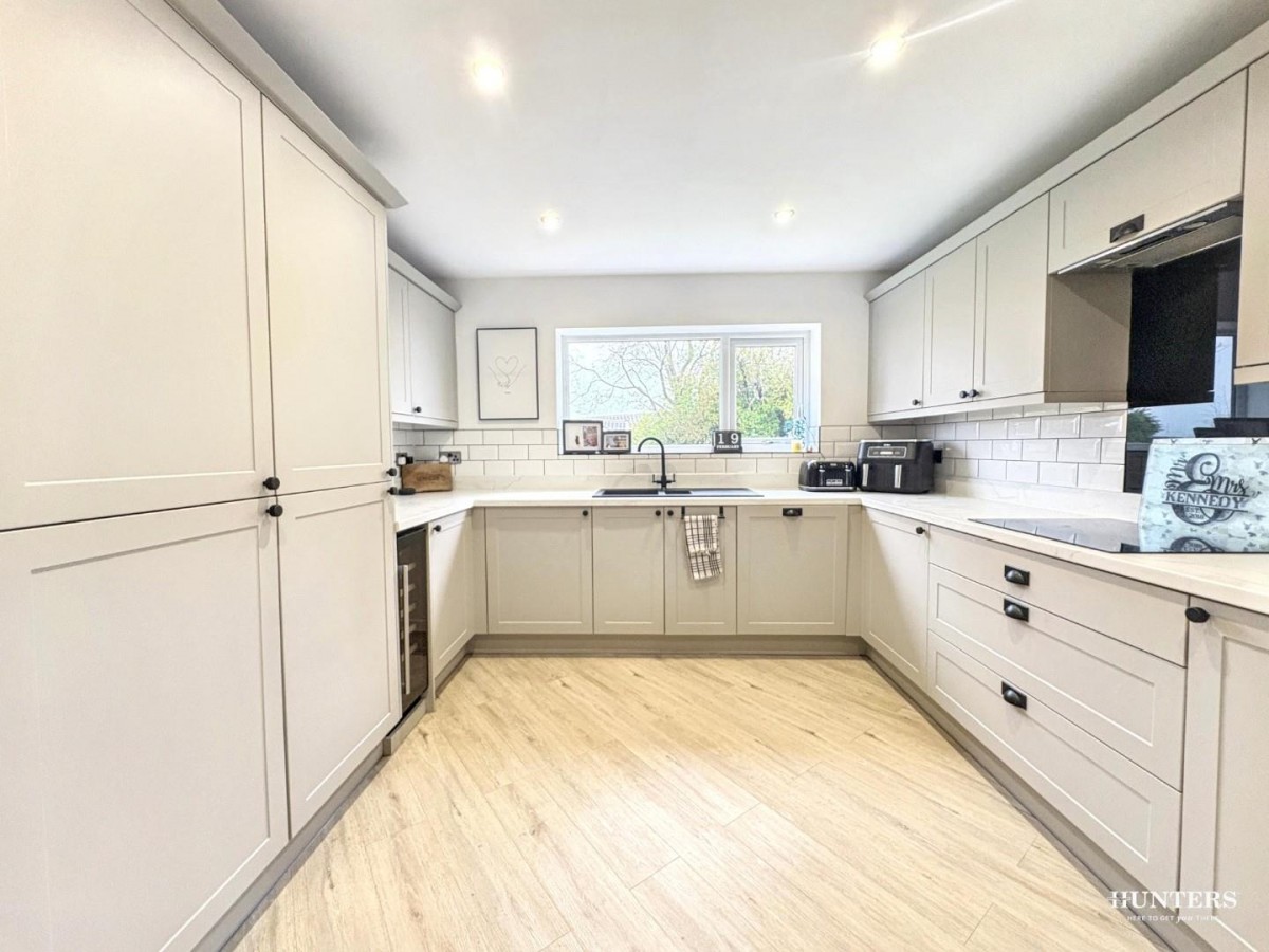 Henley Avenue, Dewsbury