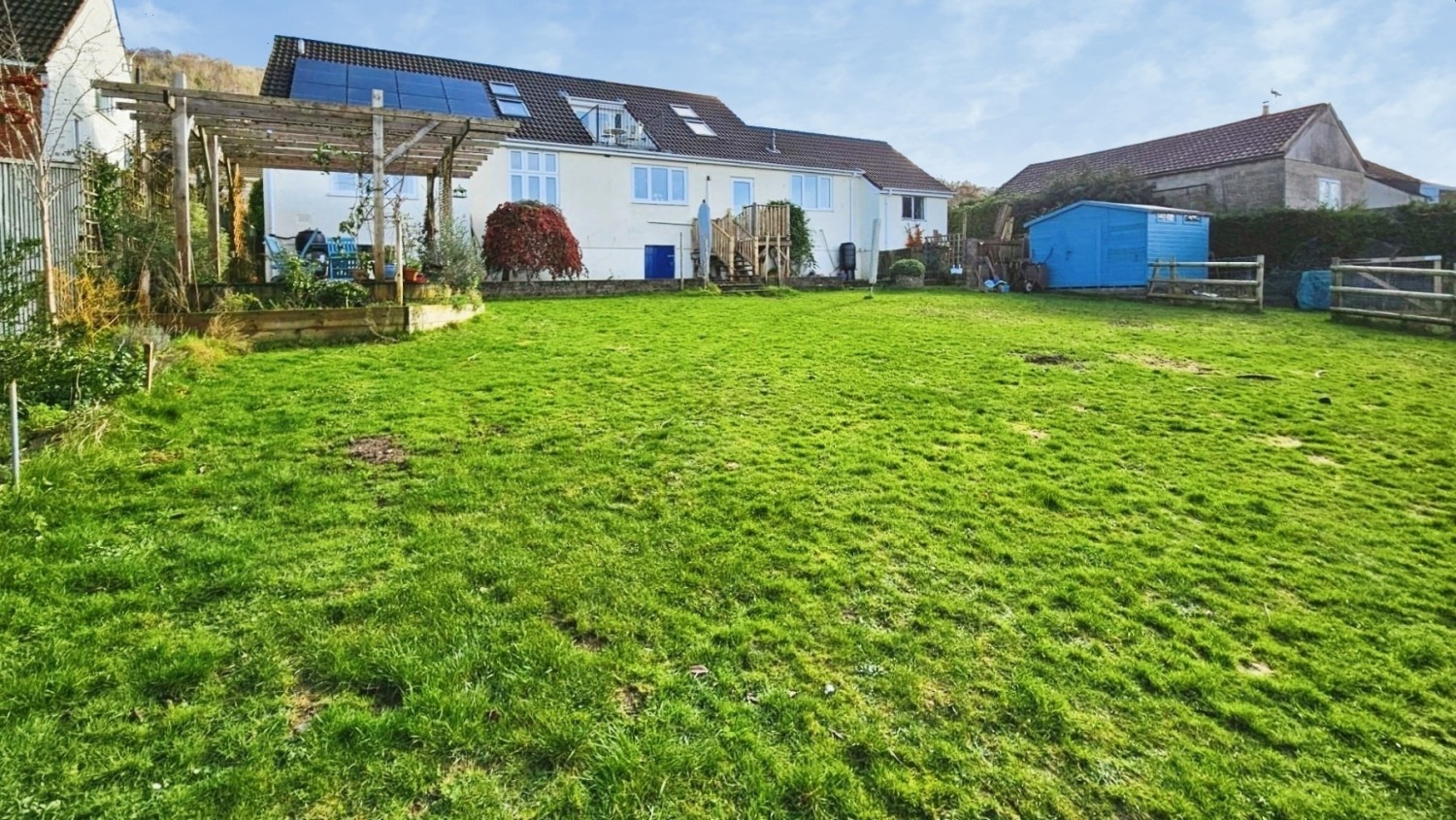 Wotton-Under-Edge, GL12