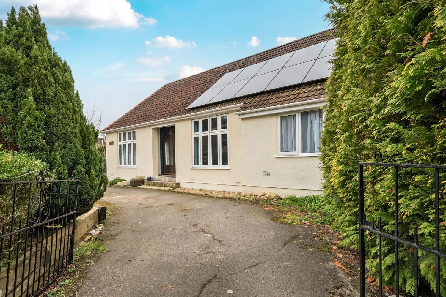 Wotton-Under-Edge, GL12