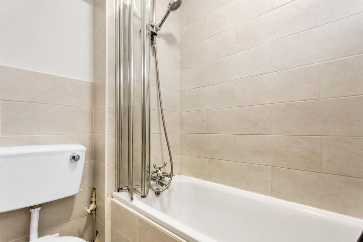 Highbury Quadrant, London, N5