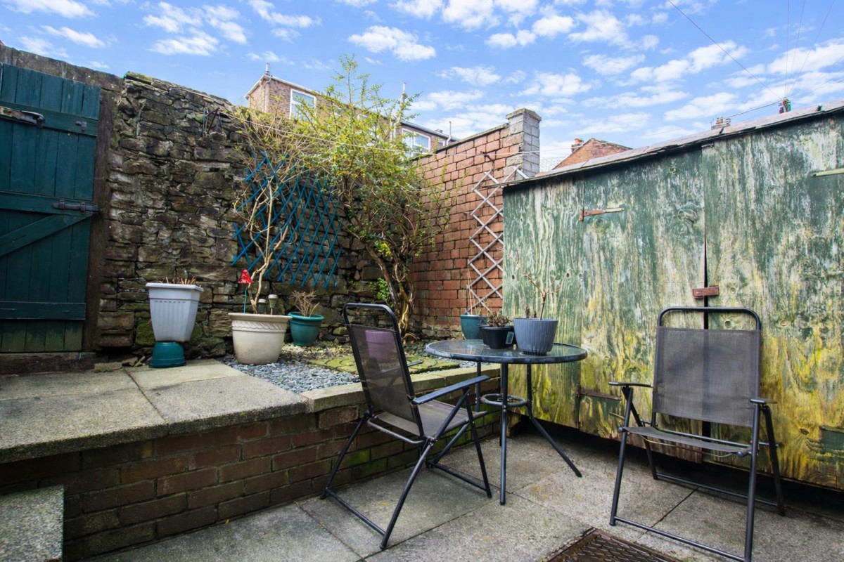 Jubilee Street, Bold Venture