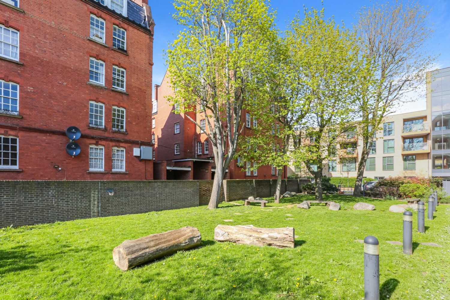 Edmund Street, London, SE5