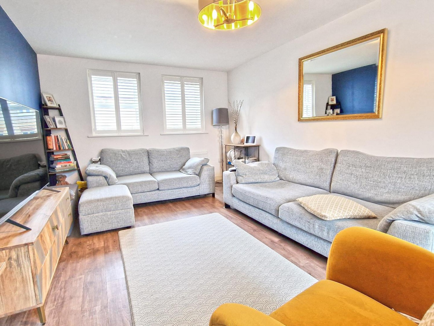 Pioneer Way, Bicester