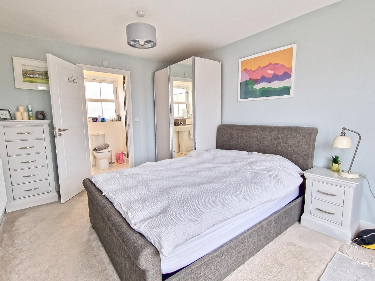 Pioneer Way, Bicester