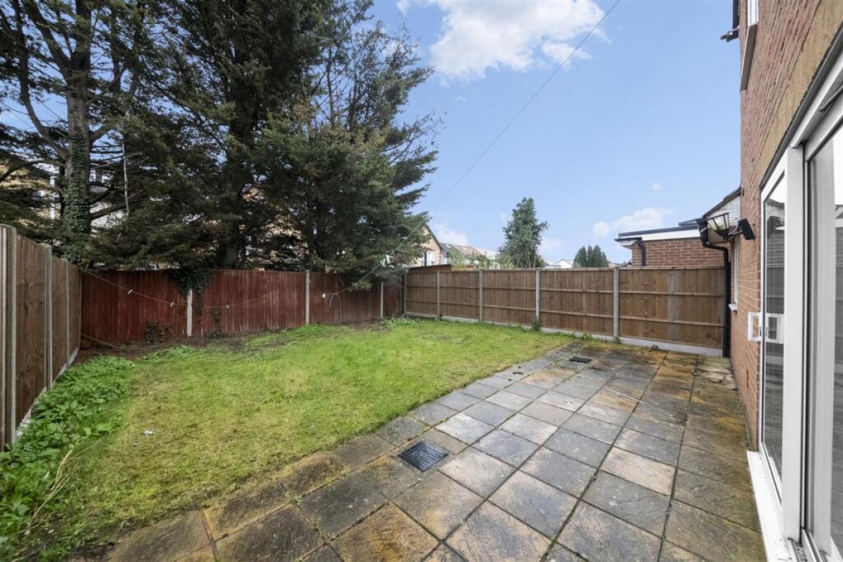 Clifford Gardens, Hayes