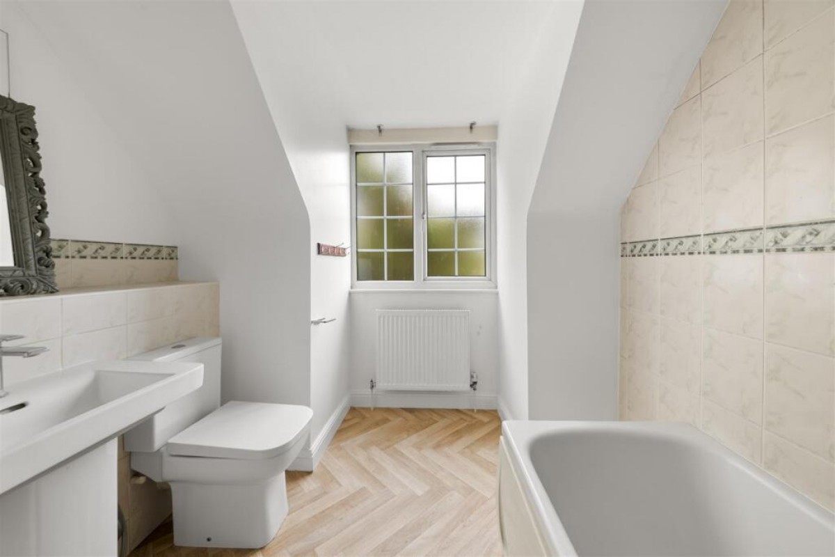 Clifford Gardens, Hayes