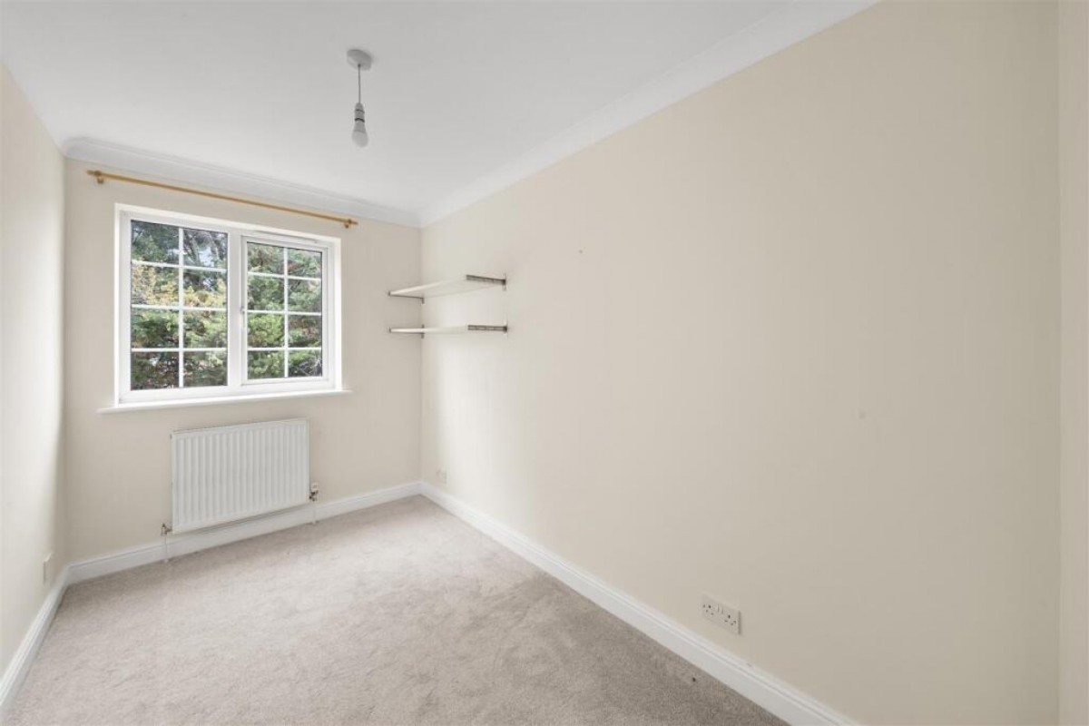 Clifford Gardens, Hayes